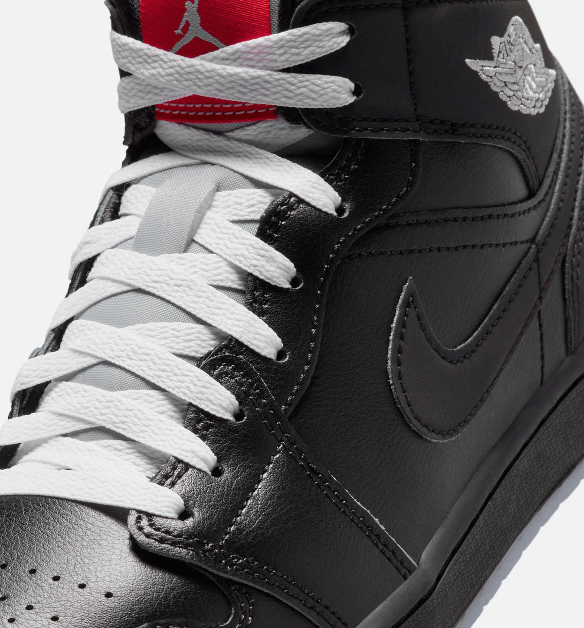 Air Jordan 1 Mid SE Men's Lifestyle Shoes - Black / Grey