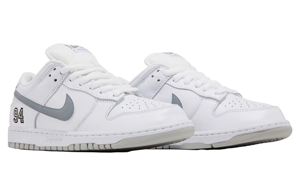 Supreme x Nike SB Dunk Low White / Metallic Silver-White HQ8487-100