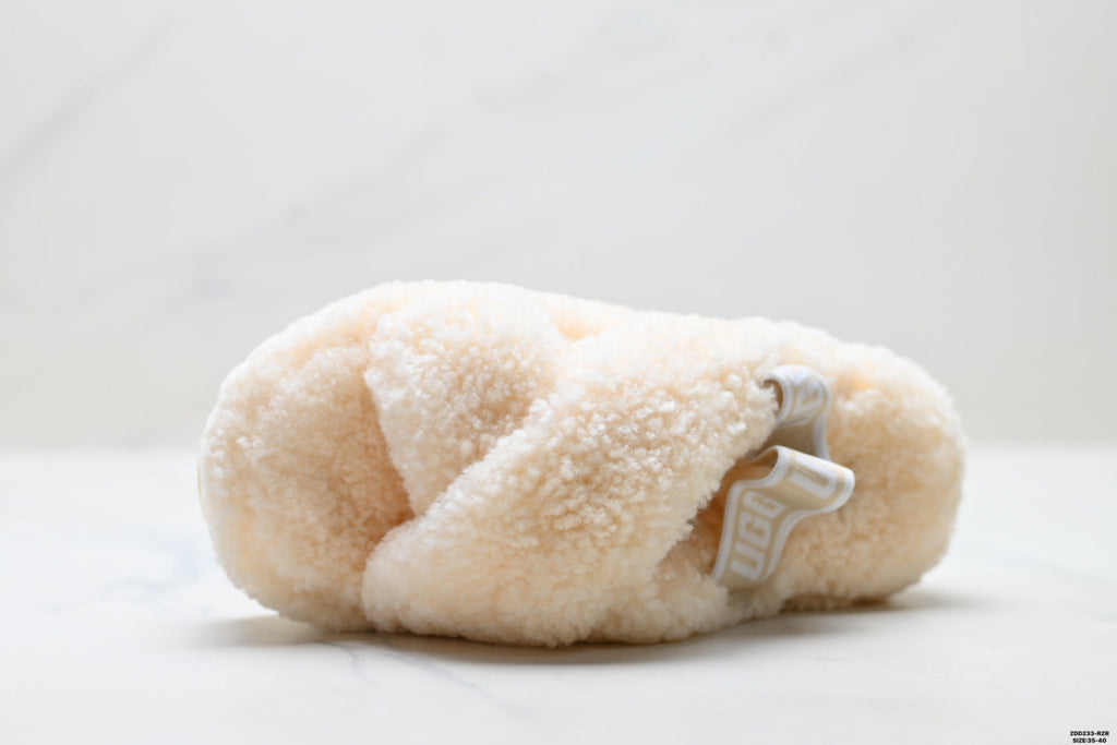 UGG Slipper Evolution Fluffy Platform Slides