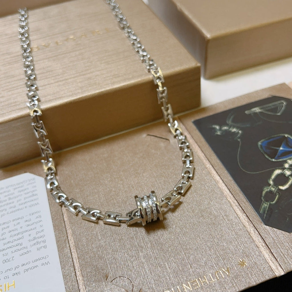 BVLGARI DREAM Necklace
