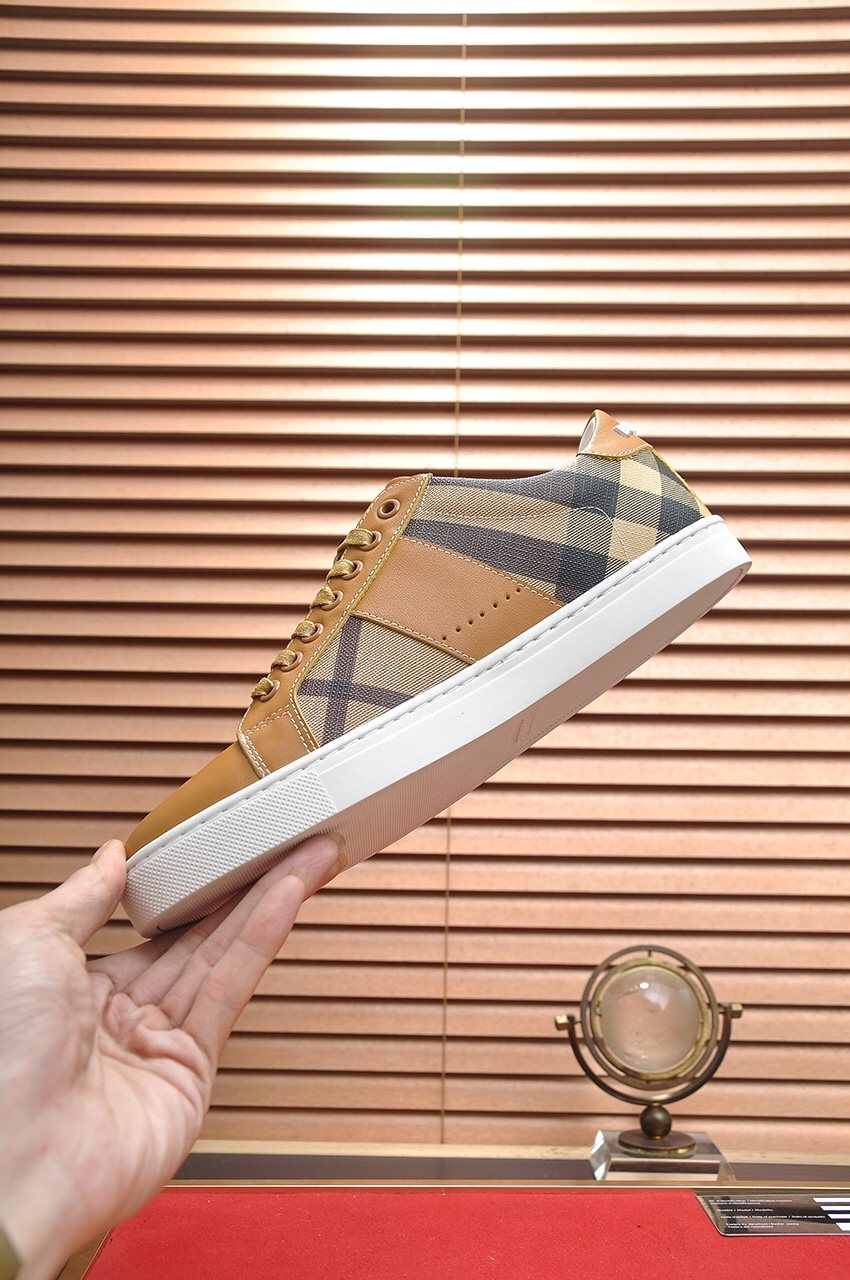 Burberry Tan Plaid Low-Top Sneakers - White Sole