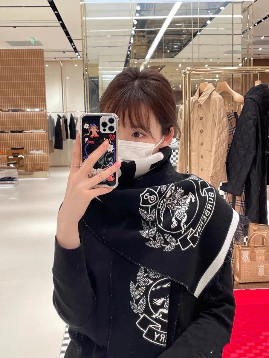 Burberry Black & Ivory Fringed Logo Scarf