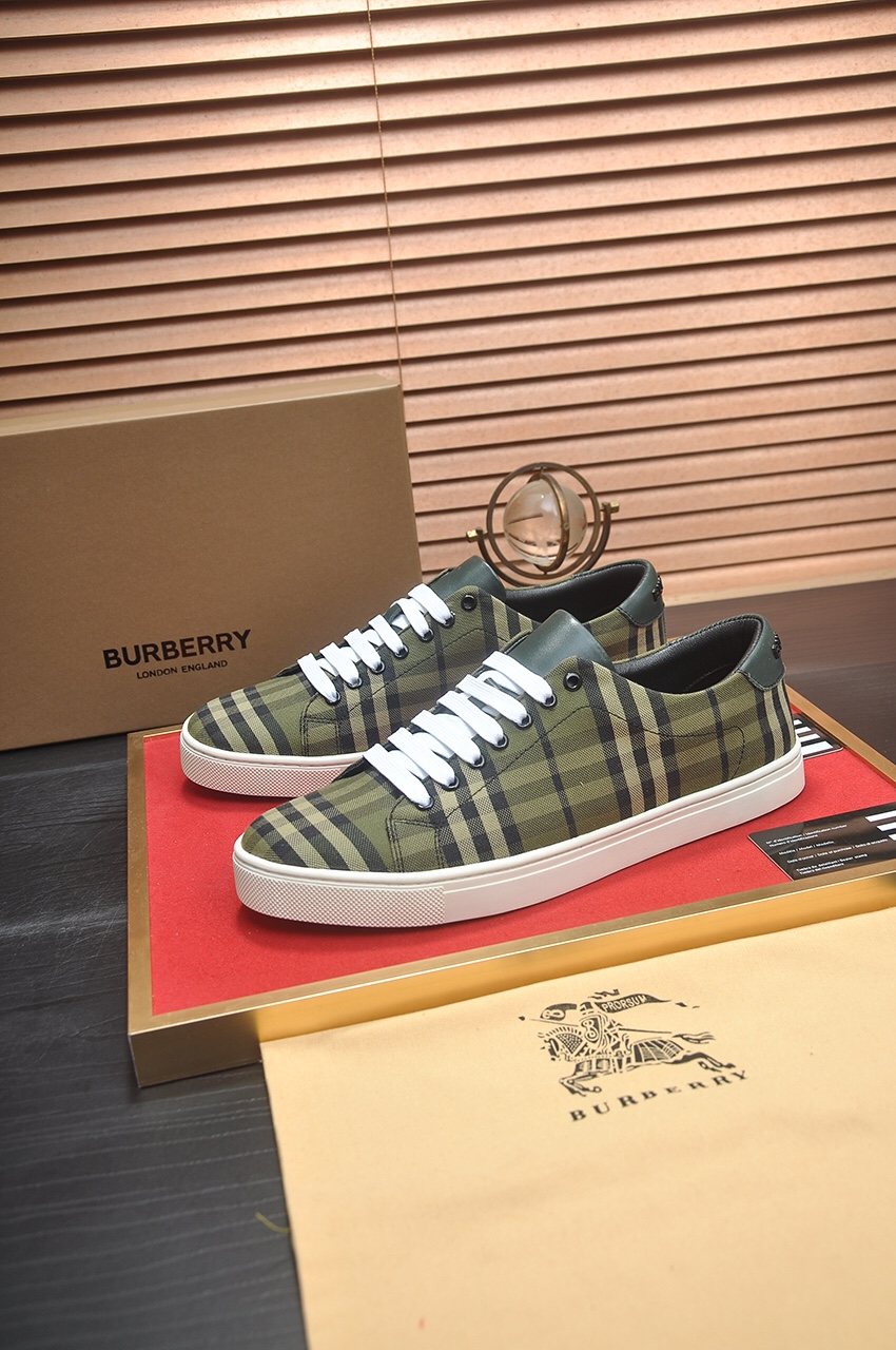 Burberry Olive Plaid Low-Top Sneakers