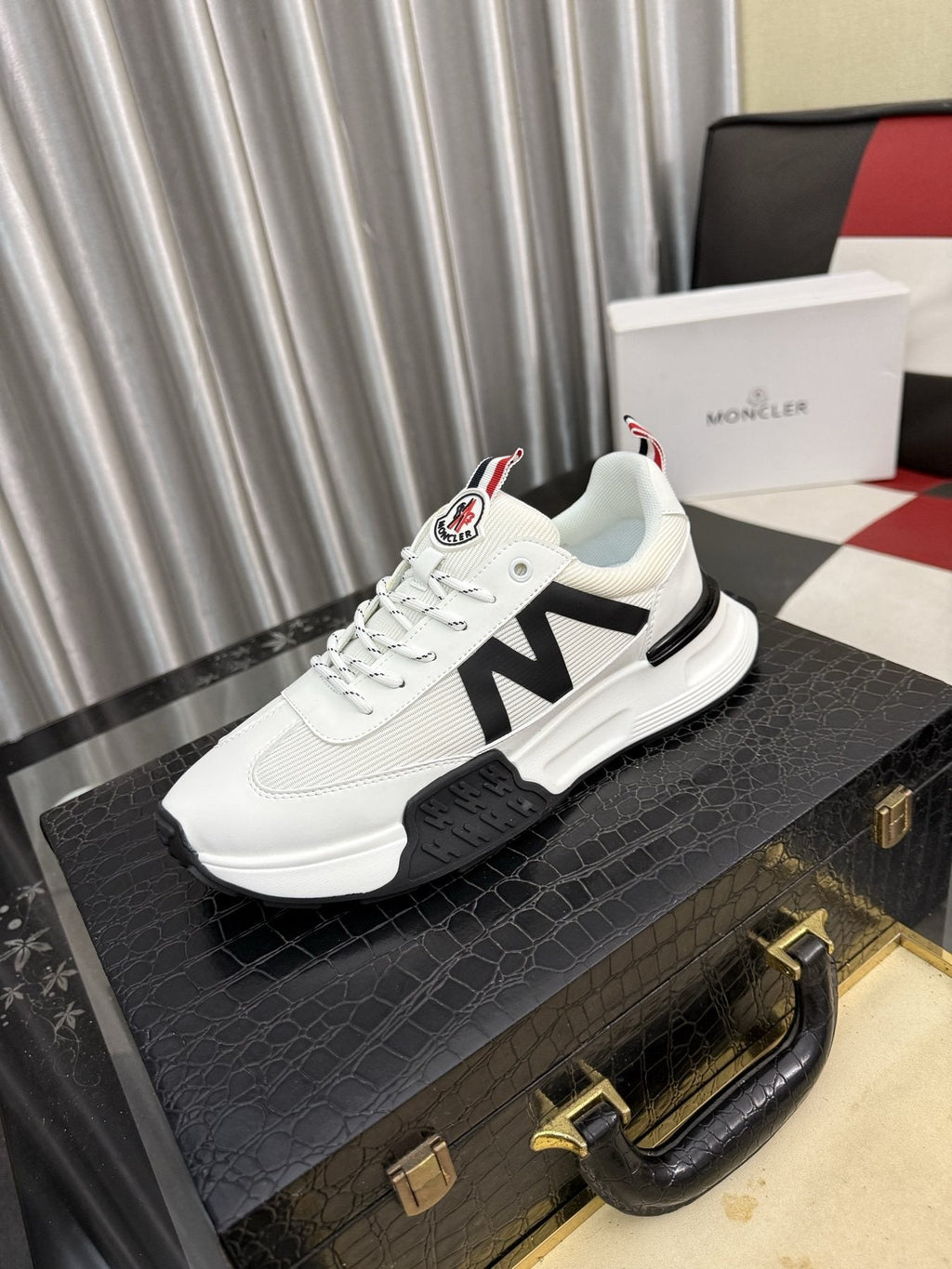 MONCLER Color-Block Low-Top Sneakers