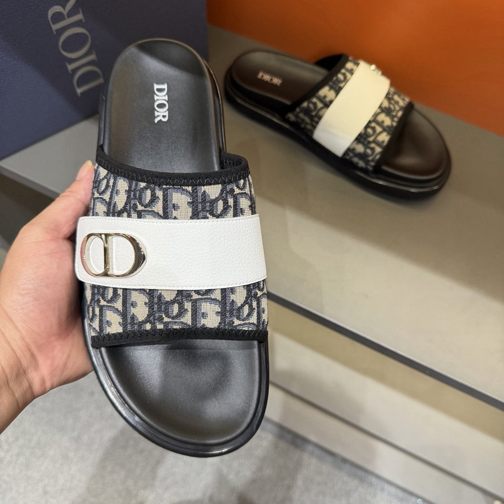 Dior Patterned Buckle Slide Sandals - Open Toe