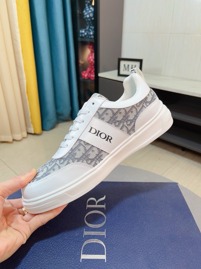 Dior Men's Patterned Low-Top Sneakers - Gray Patterned Upper Panels