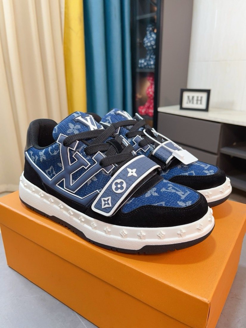 Louis Vuitton Patterned Panel Low-Top Sneakers