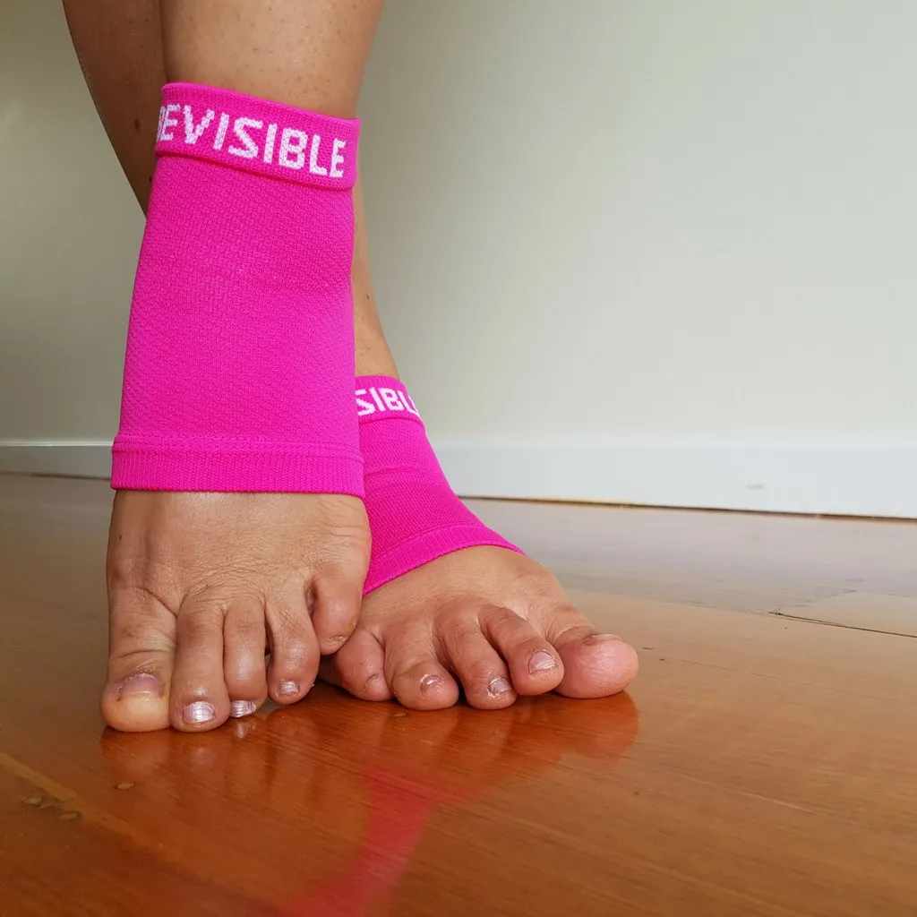 Plantar Fasciitis Socks - Foot Compression Sleeves - Neon Pink